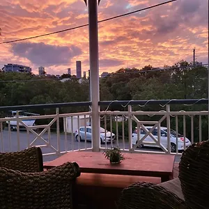 Bed & Breakfast Urban Riverside Rest, Brisbane